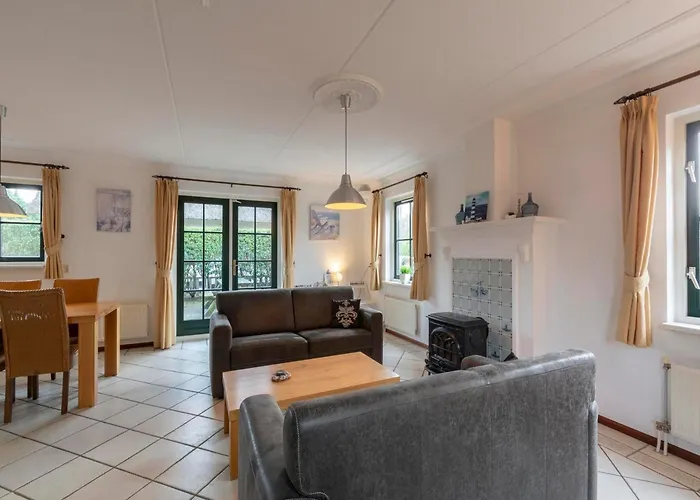 De Buitenplaats 97 Villa For 5-People Near Beach