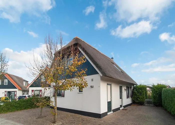 Villa With View Over The Park De Buitenplaats